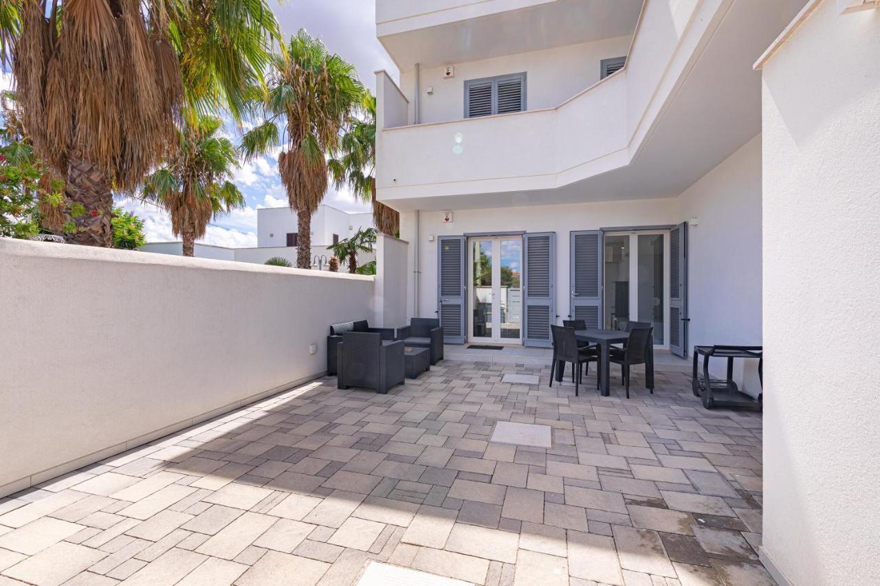 Peninsula Apartments Порто-Чезарео Экстерьер фото
