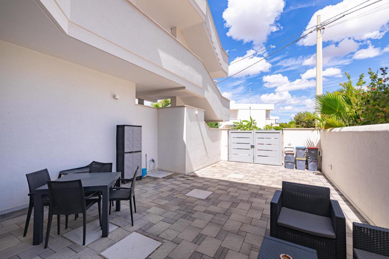 Peninsula Apartments Порто-Чезарео Экстерьер фото