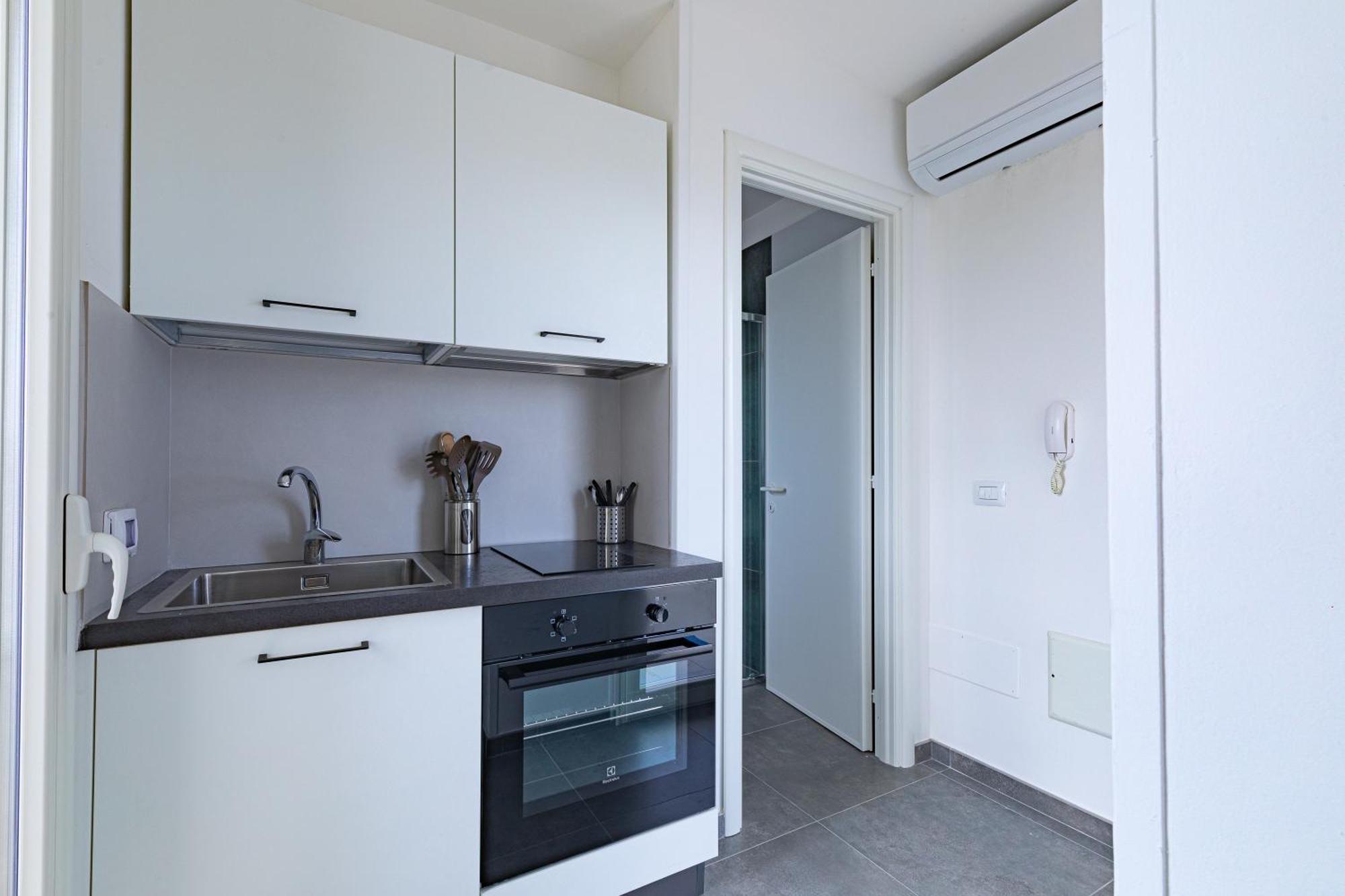 Peninsula Apartments Порто-Чезарео Экстерьер фото
